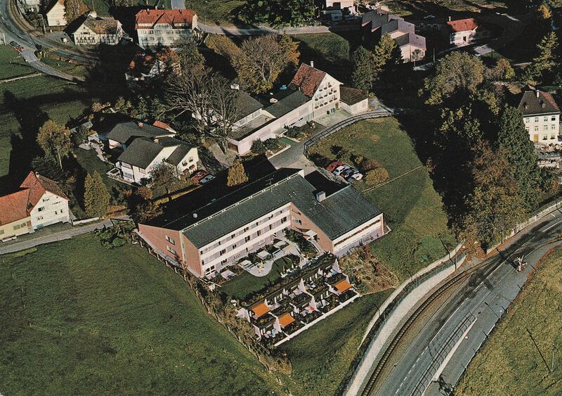 Datei:Postkarte Kurhaus Beutler 1978.jpg