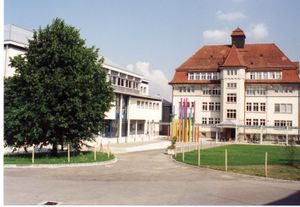 Zentralschulhaus 2001.jpeg