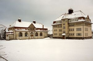 Zentralschulhaus 1982.jpg