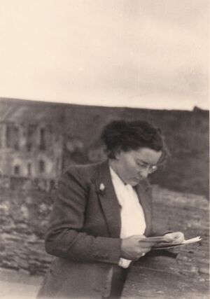 8 Gross Emmi 1947 Stuttgart1.jpg