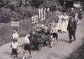 Kinderfest 1950 Festwagen Sockenfabrik.jpg