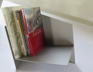 Bürki Buchgestell klein.jpg