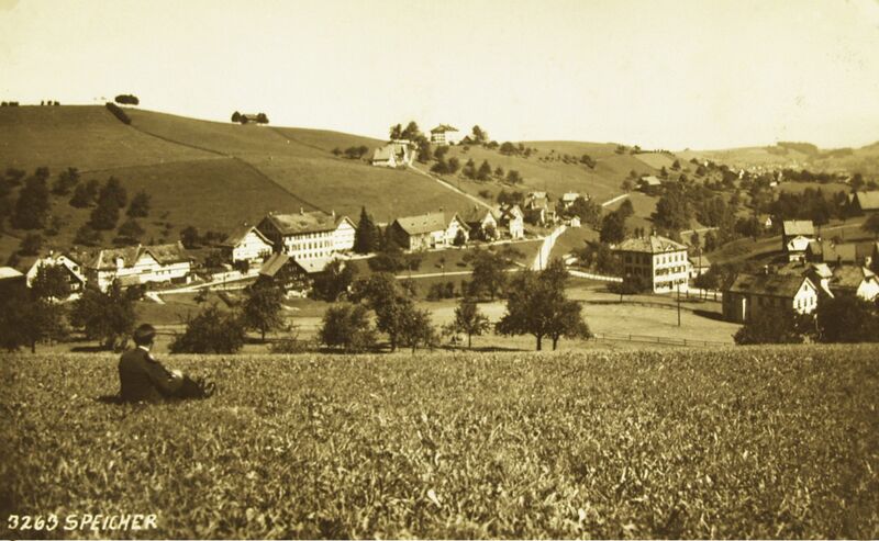 Datei:Stoss Waisenhaus um1925.jpg