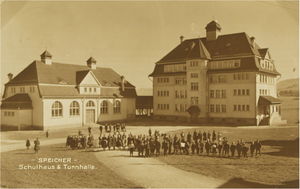 Zentralschulhaus 1910.jpg