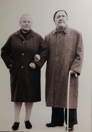 Postkarte Konrad Bruderer mit Ehefrau.jpg