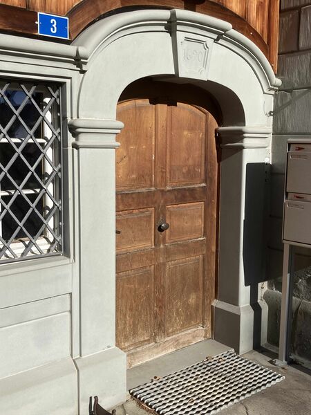 Datei:Portal Herbrigsteig 3.jpeg
